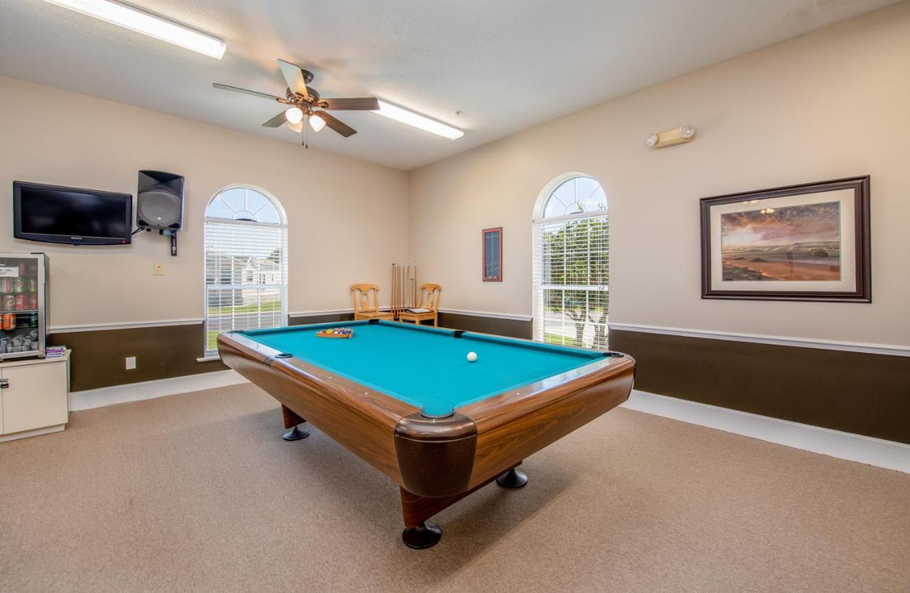 Majestic Oaks Rv Resort Zephyrhills Exterior foto